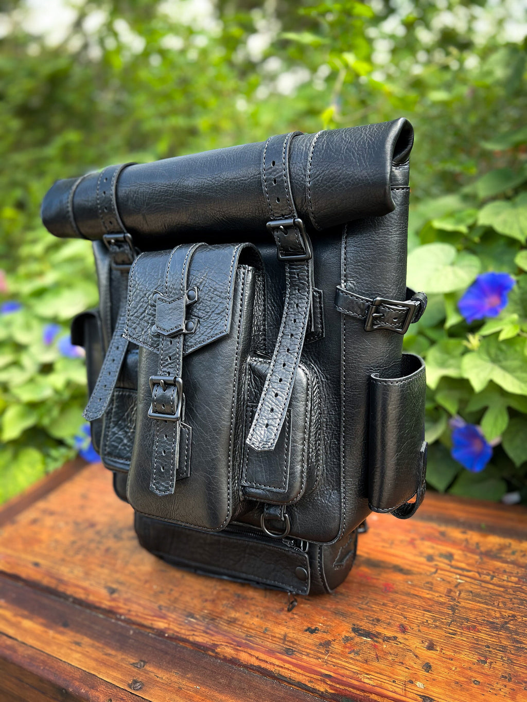 The Adventurer's Backpack - Black