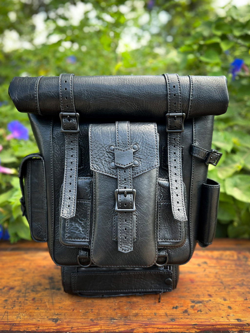 The Adventurer's Backpack - Black